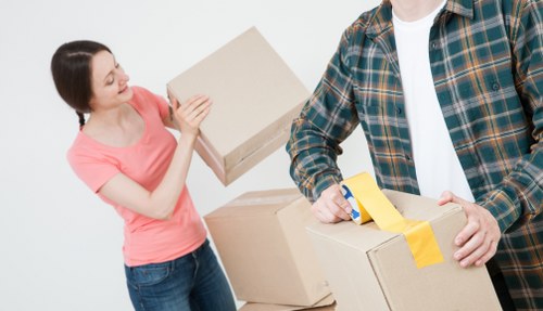 Removal team preparing a move in Elephant and Castle